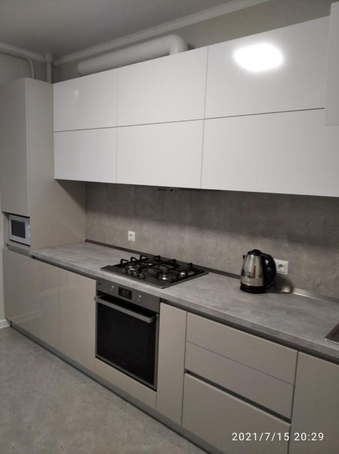 Жк Версаль Парк Appartement Irpin Buitenkant foto