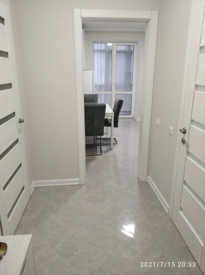 Жк Версаль Парк Appartement Irpin Buitenkant foto
