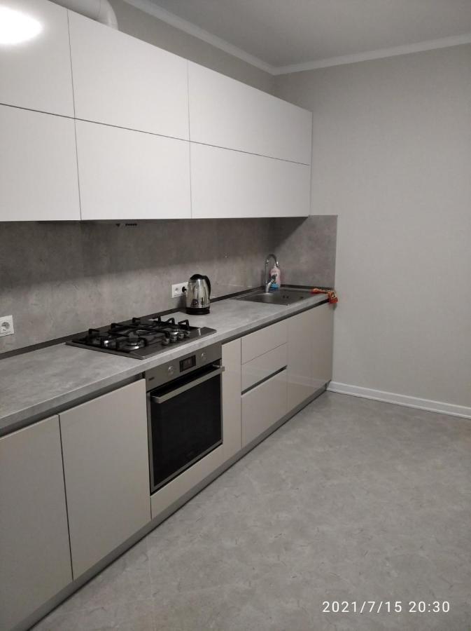 Жк Версаль Парк Appartement Irpin Buitenkant foto